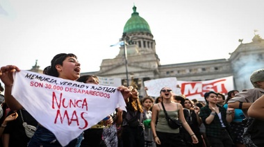 Remueven a un general retirado del ejército por reivindicar la dictadura