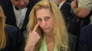 Karina cede y comparte la lapicera con los intendentes del PRO