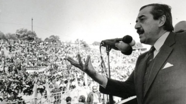 Con Alfonsín como bandera, la UCR celebra los 40 años de democracia
