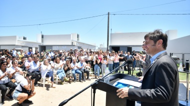 Kicillof sacó pecho por las 20 mil casas entregadas en su gestión