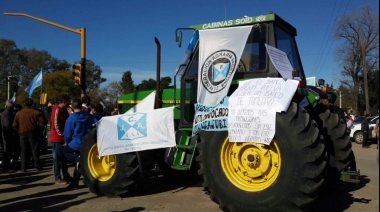 El campo amenaza con salir a las rutas si no aparece el combustible