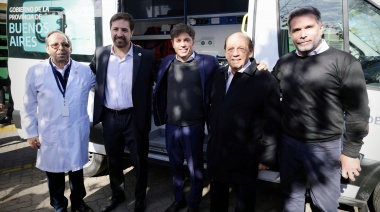 Kicillof sigue de cerca la remodelación del hospital Evita Pueblo de Berazategui