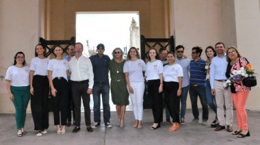 Carlos Casares celebró a pleno su 117° aniversario