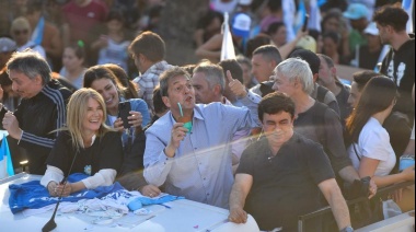 Massa sigue cosechando apoyos de cara al balotaje
