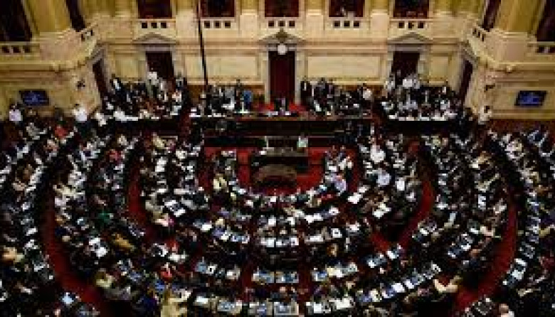 El Congreso pone en juego la muñeca política de Milei en la previa de la elección