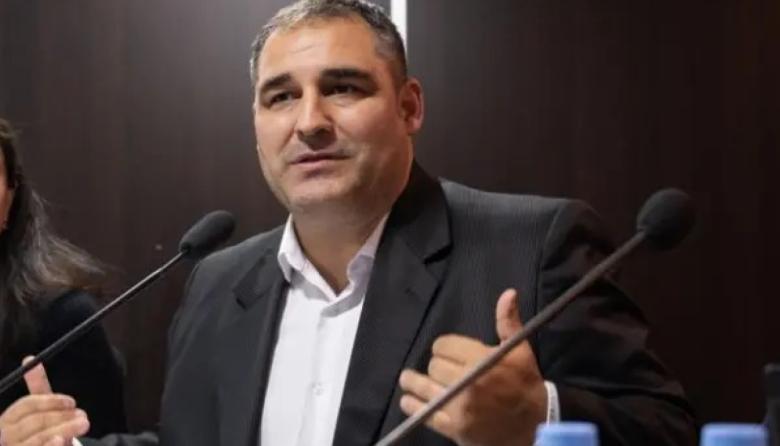 “Basta de abuso del poder”: El massismo denunció a Arroyo Salgado por la detención de Abaigar