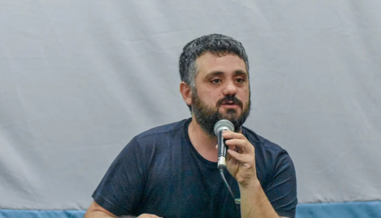 Tignanelli le marcó la cancha a Kicillof: “Cristina está presa hace 100 días y nunca la visitó”