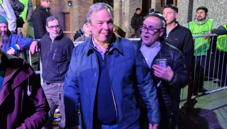 Cascallares apuntó contra Milei y celebró el respaldo a Kicillof en las urnas