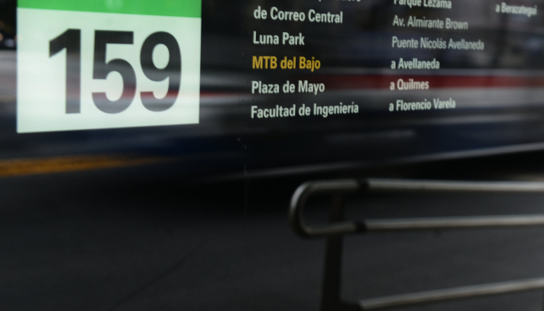 Se profundiza el paro de colectivos en el conurbano sur por conflicto en MOQSA