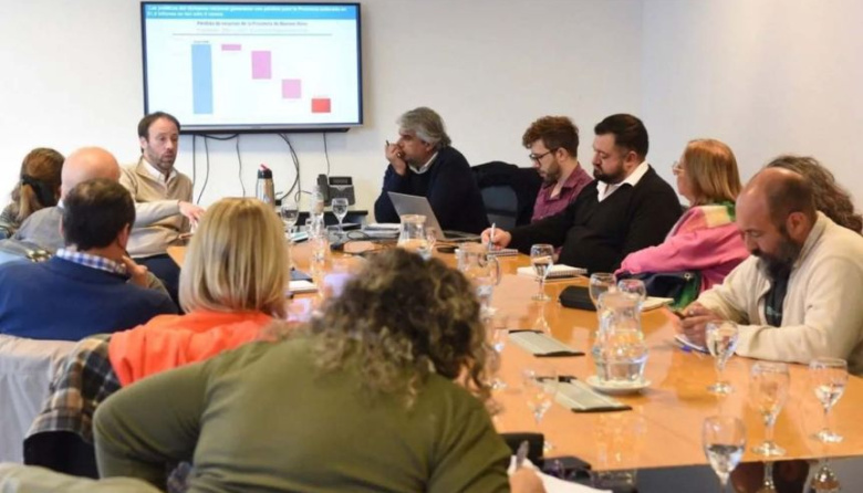 Provincia expuso números ante los gremios y se calienta la previa de la negociación salarial