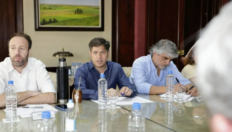 Sin fecha de aguinaldo ni paritarias, los gremios se impacientan con Kicillof