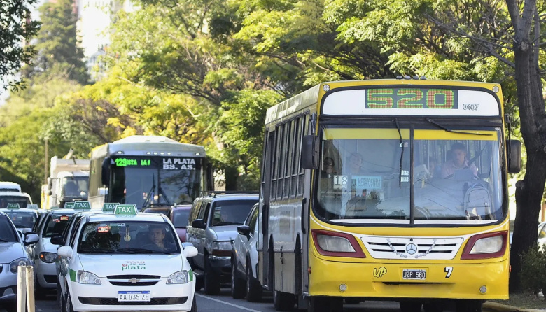 Vuelve a subir el transporte público en el Área Metropolitano