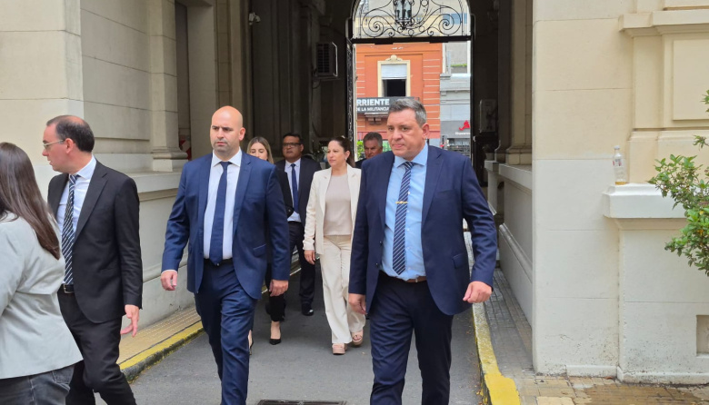 Libertarios exigen datos oficiales ante la “cifra récord” de suicidios en la policía bonaerense