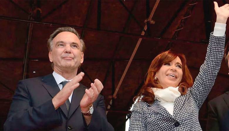 Pichetto giró y buscó a Cristina: Del antikirchnerismo militante al llamado a la unidad total