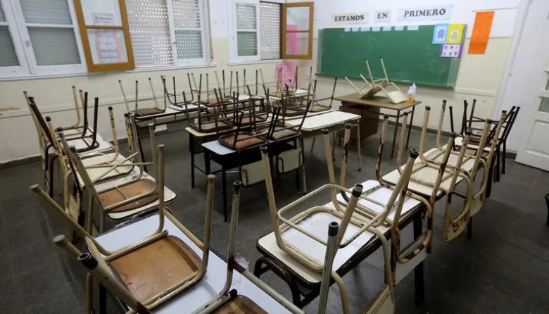 Otra semana sin clases: Las escuelas están paralizadas por paro de auxiliares