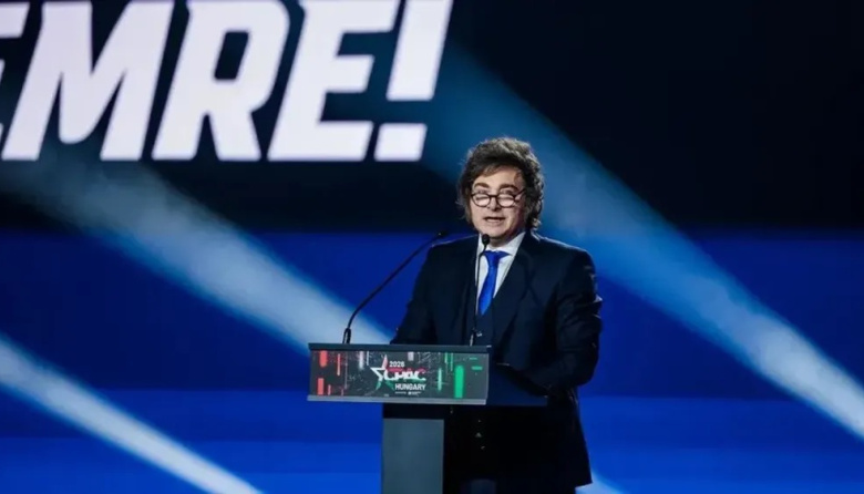 Milei reaccionó al fallo de YPF con insultos a Kicillof y CFK