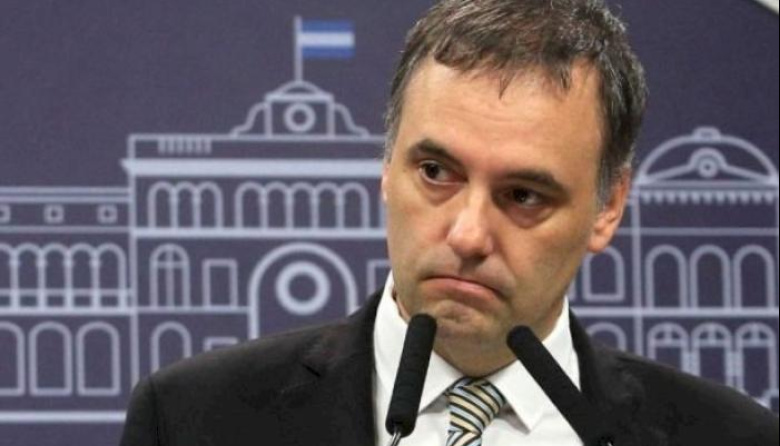 ¿Aguanta Adorni? La calle le pide la renuncia y el gobierno no convence