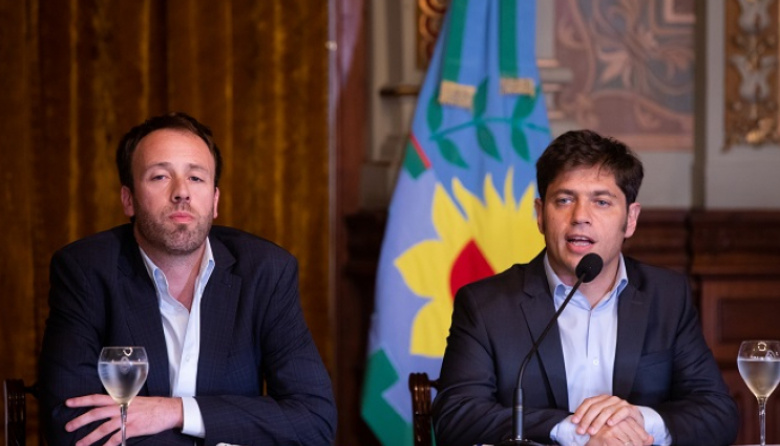 Plata fresca en la Provincia: Kicillof reglamentó el fondo millonario para los municipios
