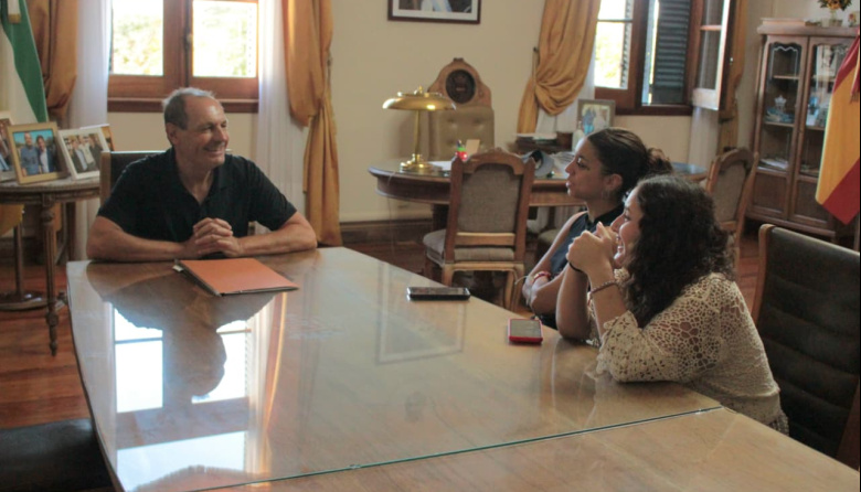 Stadnik pone en agenda una vieja deuda con estudiantes casarenses