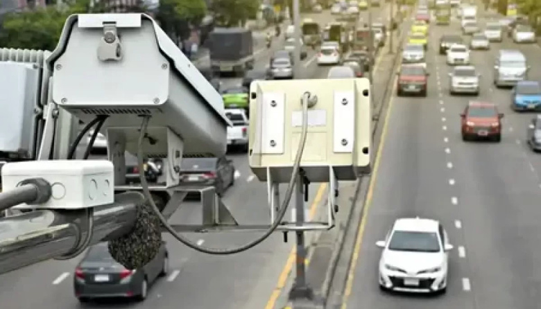 Servini investiga una red de coimas y lavado que salpica a funcionarios y universidades