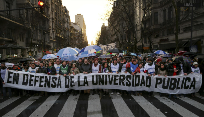 El Gobierno apura la ley de la Universidad y lleva el ajuste salarial a la Justicia