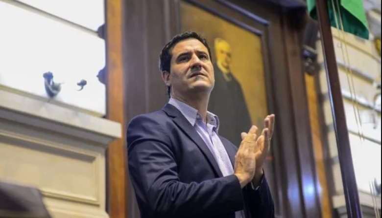 “Tiene que cumplir la ley”: Abad le marcó la cancha a Kicillof por los fondos municipales