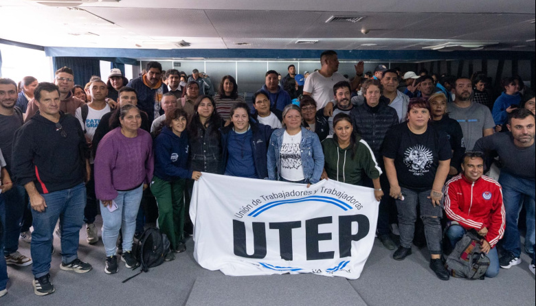 Reclamos por el salario social y señales que endurecen el tono hacia Kicillof