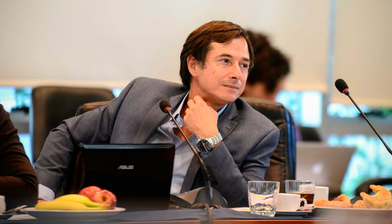 Para Daniel Lipovetzky, “el peronismo debe construir un frente amplio para 2027” con guiño a Alak