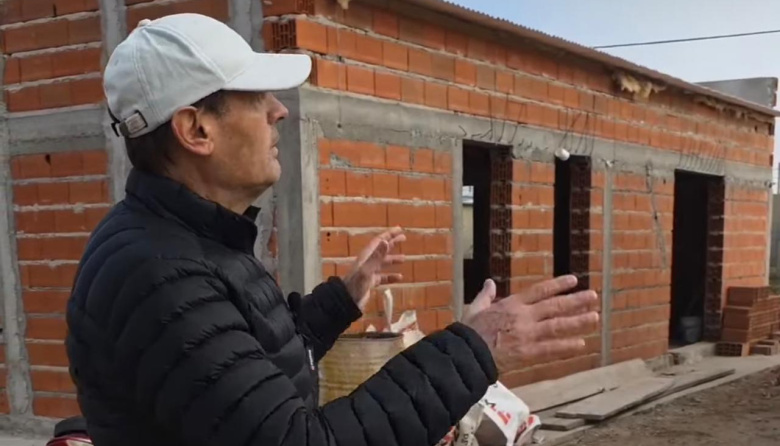 Stadnik refuerza la política habitacional con avances en el barrio 144 Viviendas
