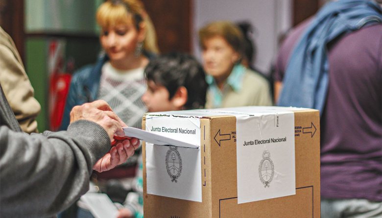 Desdoblamiento en puerta: la Junta Electoral propone cambios para “ordenar” las urnas bonaerenses