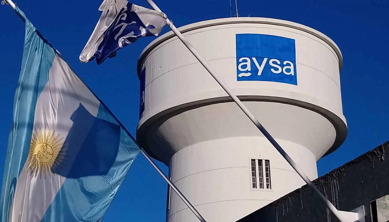 Milei va por la privatización de AYSA y genera un escenario inestable en el conurbano