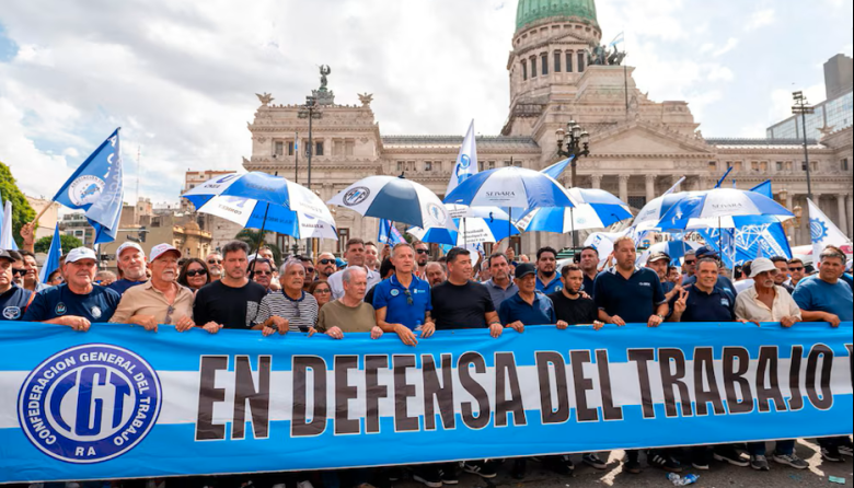 Nuevo frente de conflicto: la CGT cargó contra la reglamentación laboral de Milei
