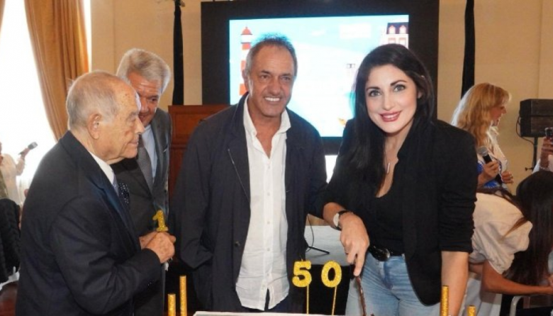 Scioli agita su candidatura en Mar del Plata y amenaza la unidad libertaria