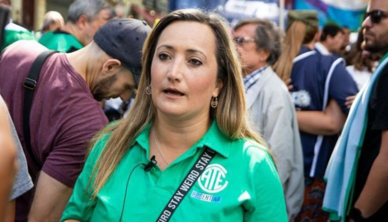 Mercedes Cabezas: “Los estatales sufren una precarización de la vida y se endeudan para poder comer”