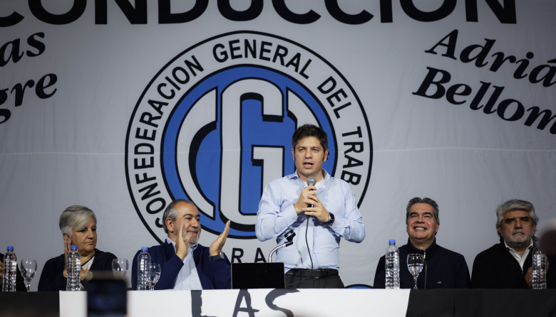 Kicillof llamó a la unidad federal para “terminar con este experimento de ultraderecha”