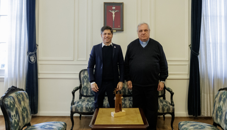 Kicillof afina el operativo bonaerense para la llegada de León XIV, junto a la Conferencia Episcopal