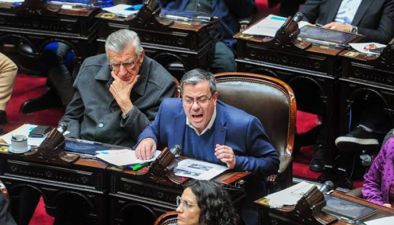 La oposición en Diputados busca forzar la sesión por endeudamiento familiar y discapacidad 