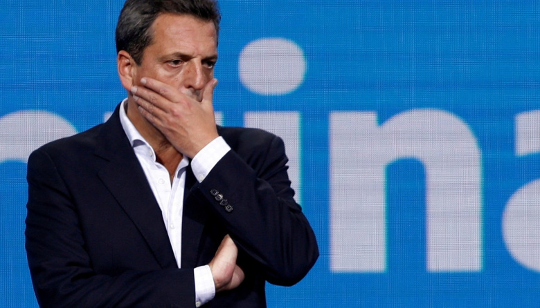 Massa pierde peso en una Sección clave por la fuga de dos alcaldes