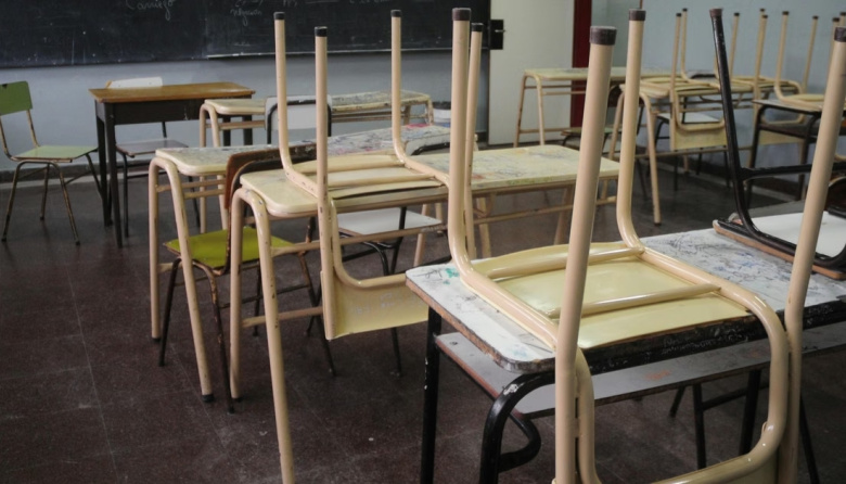 Fuerte acatamiento en rechazo a la violencia escolar y con reclamo paritario