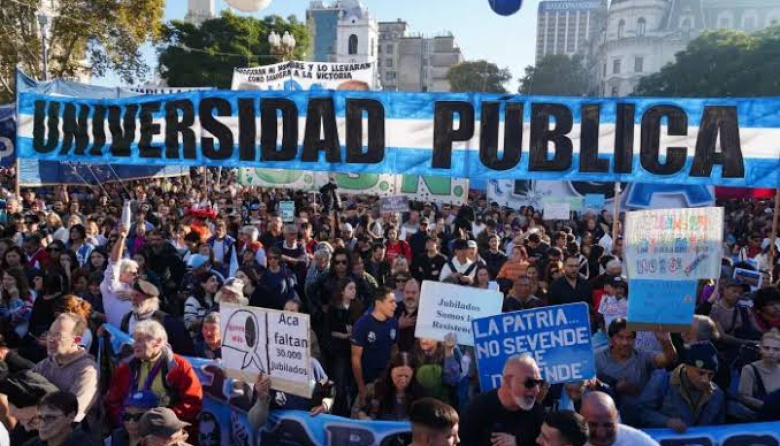 La Corte unió a la oposición y la marcha universitaria cambia la fecha para ir contra la Ley de Tierras