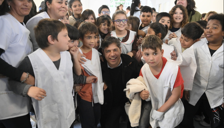Con el foco educación, salud y vivienda, Kicillof llamó a defender el Estado frente al abandono de Milei