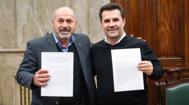 Secco firmó un convenio por $19 millones para reemplazar las luminarias por LED