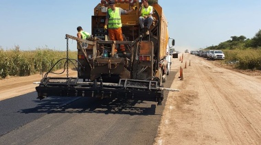 Provincia rompe el chanchito para mejorar los caminos rurales