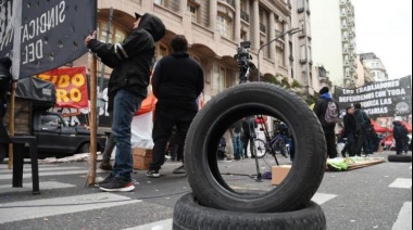 Massa presiona al gremio de neumáticos y le da un guiño a las automotrices