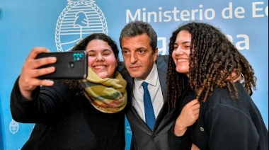 Massa confirmó el aumento de las Becas Progresar: ¿De cuánto es?