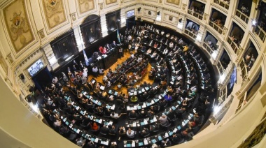 Kicillof lanzó un guiño a favor de discutir la unicameralidad en la Legislatura bonaerense