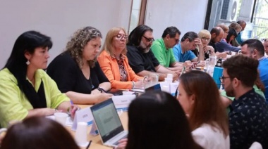 Paritaria en suspenso: La Provincia no pudo convencer a los docentes
