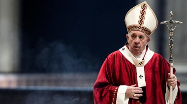 Kicillof busca una foto con el Papa y manda un mensaje a la interna del peronismo