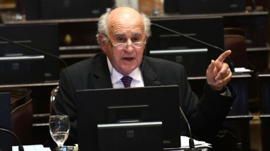 “Tienen miedo de que Kueider cuente quién le dio la plata”: Parrilli sacó chispas antes de la sesión
