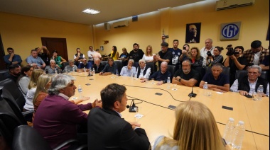 Mensaje a Cristina: Tras el acto, las centrales obreras pidieron “unidad” con Kicillof
